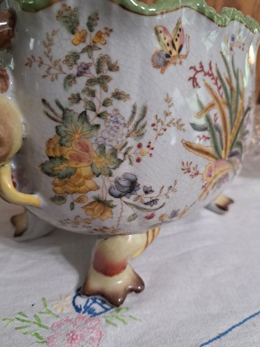WL 1895 Wong Lee crackled Porcelain Footed Planter Butterflies Floral Large MINT - Picture 5 of 11