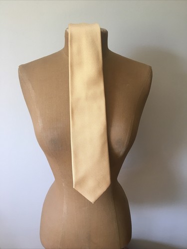 Valentino Pale Yellow Silk Tie, NWT - Picture 6 of 7