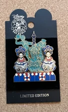 2002 Disney 3D - LE 1500 - IT's A SMALL WORLD - Oogie Boogie's Ghost Walk PIN