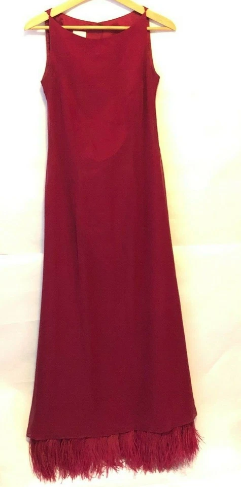 Watters and Watters 伴娘雪纺连衣裙 | 鸵鸟羽毛 | 蔓越莓 XS 2 — 第 4/4 张图片