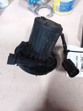 Air Injection Pump 3.0l Fits 01-03 Bmw X5 581073