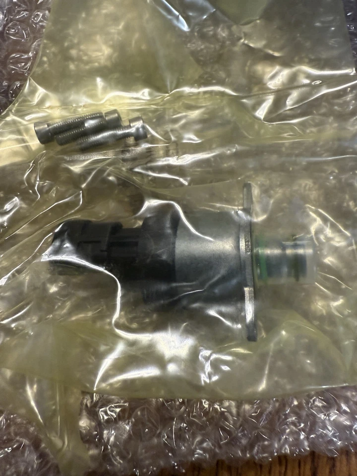 Actuador de control de combustible delantero genuino Mopar 2007-2024 Dodge Ram 2500 68005241AA Foto 2 de 4