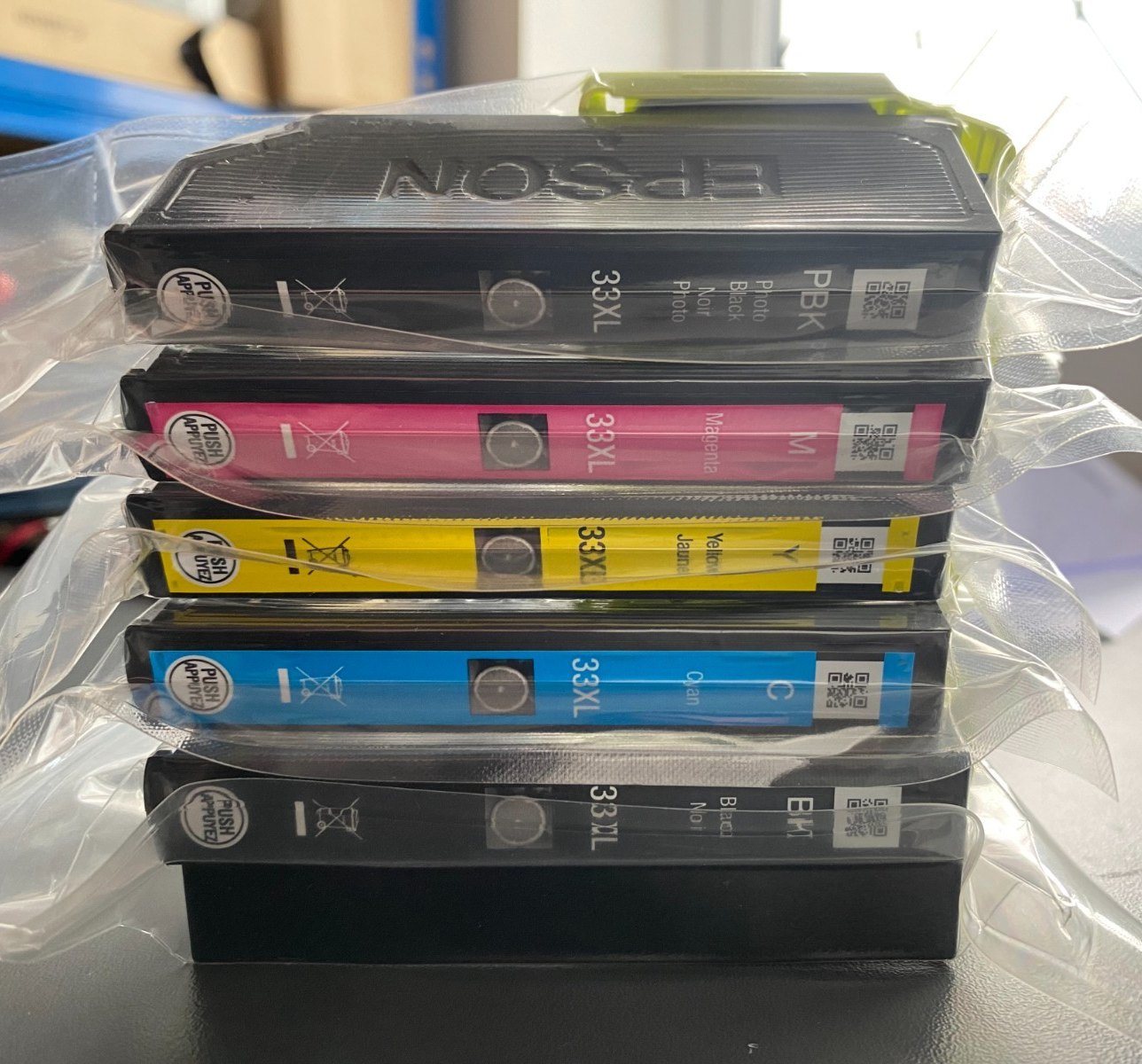 Epson 33XL Oranges Claria Premium Ink Cartridge High Yield CMYKPhoto - Image 11