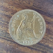1967 One Penny Coin Elizabeth II circulated UK