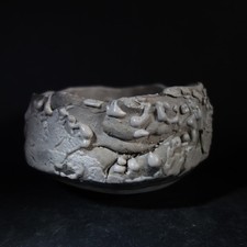 großer Shino ähnlicher Raku Holzbrand-Chawan