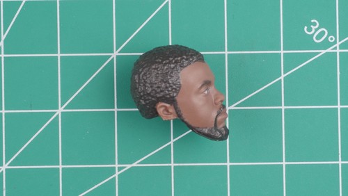 Marvel Legends Avengers Endgame: Black Panther Head 6 1/12 Scale Fodder - Picture 3 of 3