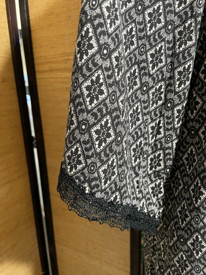 Betsy Johnson Intimates Рубашка для Сна на Пуговицах Бохо Дизайн с Черным Кружевом Вискозе s/M - Изображение 3 из 4