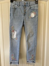 Jordache girls Jeans Size 7 Embroidered Floral and Studs