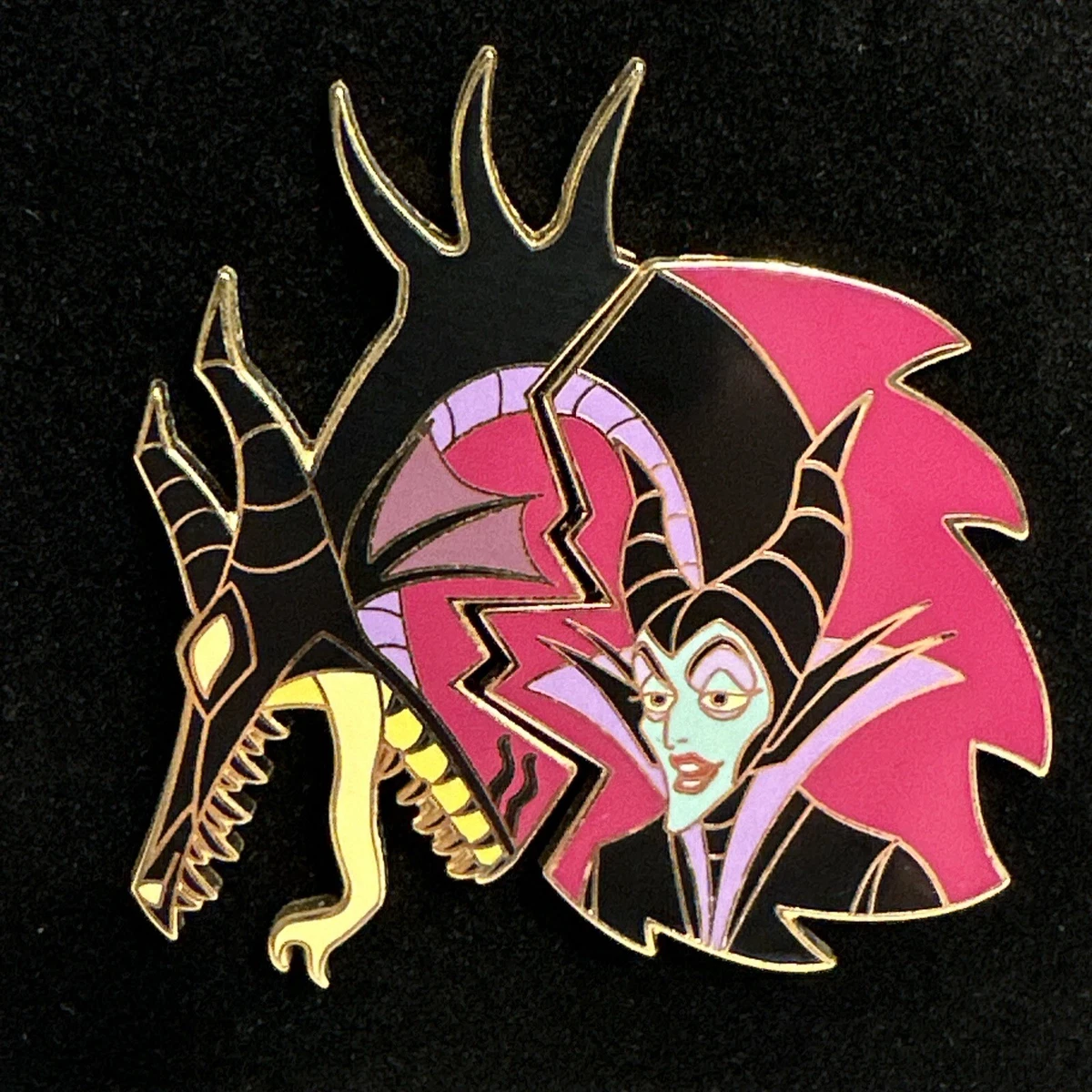 2004 Contemporary Disney Pins, Patches & Buttons (1968-Now) for