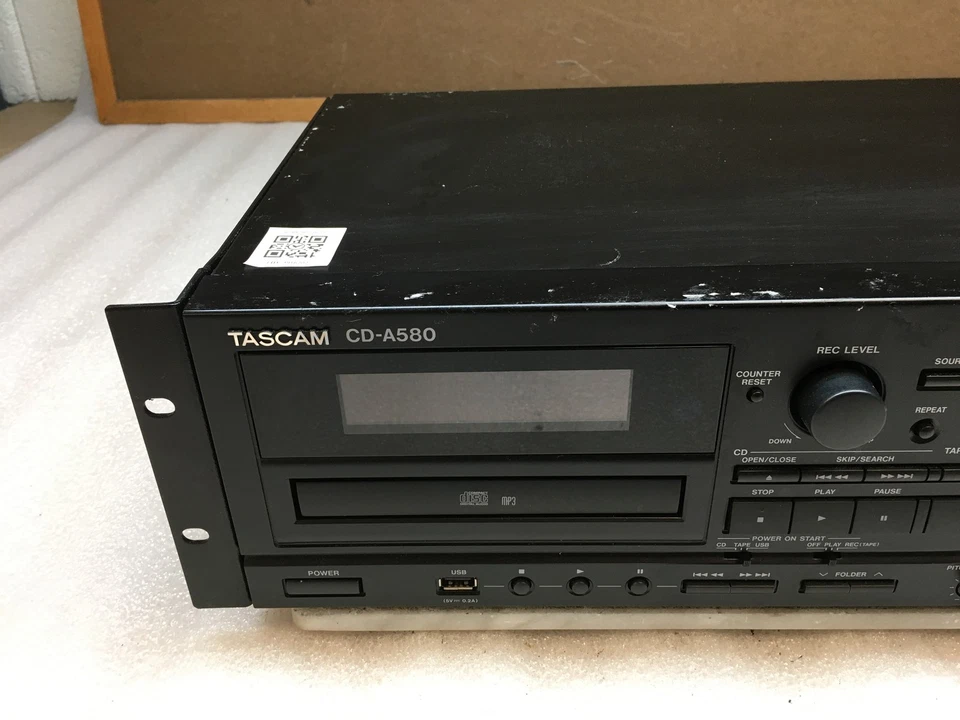TASCAM CD-A580 v2 Professional Cassette Recorder CD and Tape Player NO REMOTE - Image 2 of 4