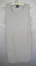 PULLOVER NIGHTGOWN SLEEVELESS SZ M POLY/RAYON SILVER WHITE STRIPES 32COOL BOX14