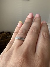 9ct Gold White Gold Band Ring With Diamonds