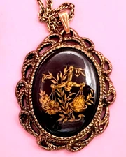 Zodiac Libra Sign Cameo Pendant  & Mirror With Gold Tone Necklace Vintage