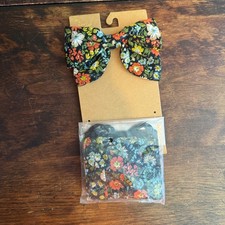 Lot de 1 masque facial et 1 nœud scrunchie Berry Nordstrom Rack noir à fleurs