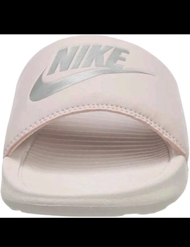 Nike Victori One Slide da donna a malapena rosa argento metallizzato (CN9677 600) 11