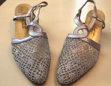 VINTAGE 1960s 70s SILVER METALLIC MESH KITTEN HEEL SHOES COUP D ETAT, SPAIN 7