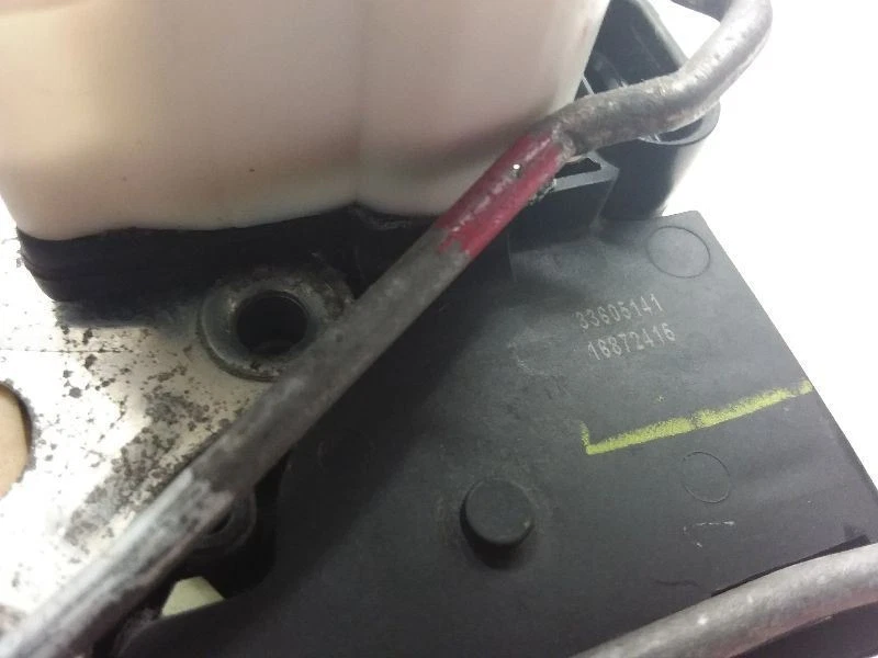 2005-2007 Buick Terraza Driver Left Front Door Lock Actuator - Image 4 of 4