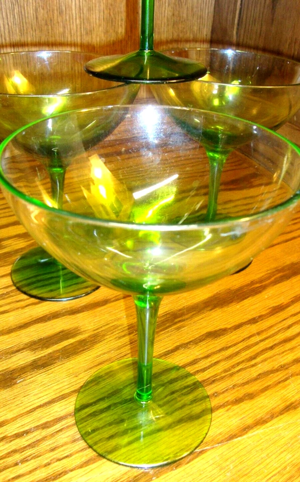 Juego 4) Vasos Margarita Plástico Verano Luau Verde Cóctel Piscina Fiesta 688 Foto 4 de 4