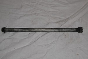Yamaha FZ 750 FZ750 1FN Hinterachse Achse rear axle