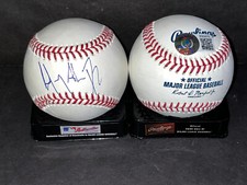 Hedbert Perez Milwaukee Brewers Full Name Auto Signed Baseball Beckett COA -