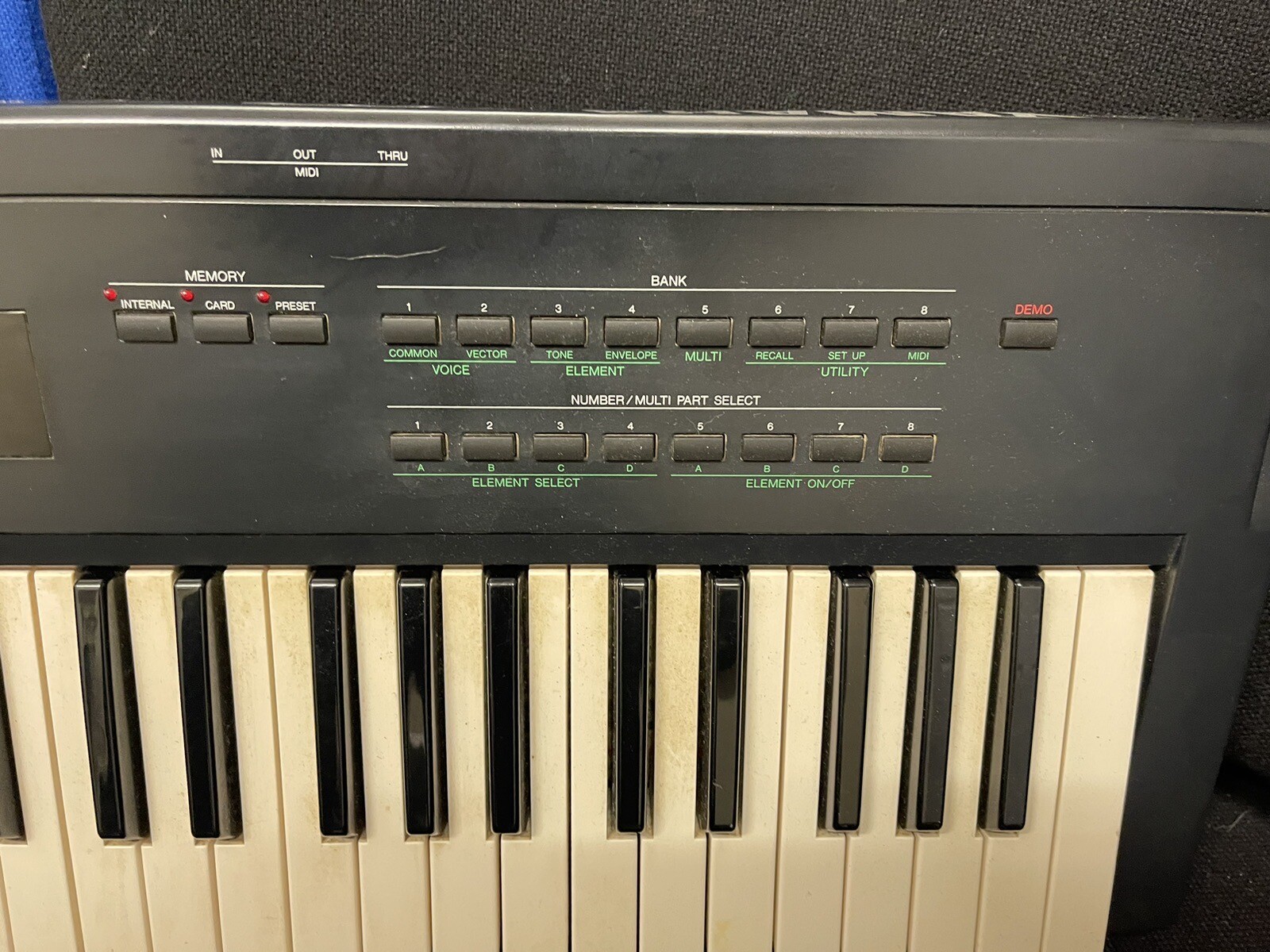 Yamaha Sy22 Dynamic Vector Synthesizer Synthesiser 90's Vintage Retro