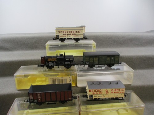 Trix H0 3600/3646/3612 u.a. Güterwagen Set 5-tlg. Kesselwagen u.a. OVP ZG119