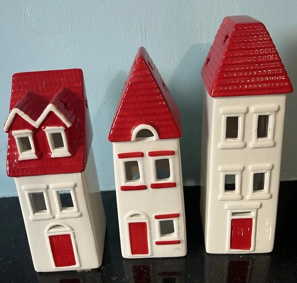 Set Of Three Pottery Village Tealight  Holders In Red And White - Image 4 of 4