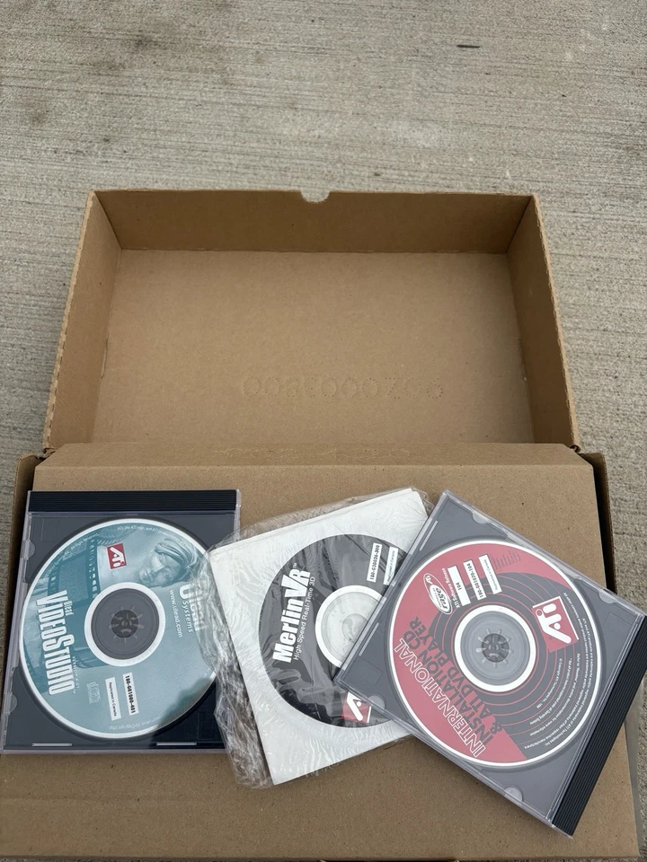 ATI All-In-Wonder-Pro 128, 2X/4X AGP, 32mb w/TV Out, New Open Box - Image 4 of 4