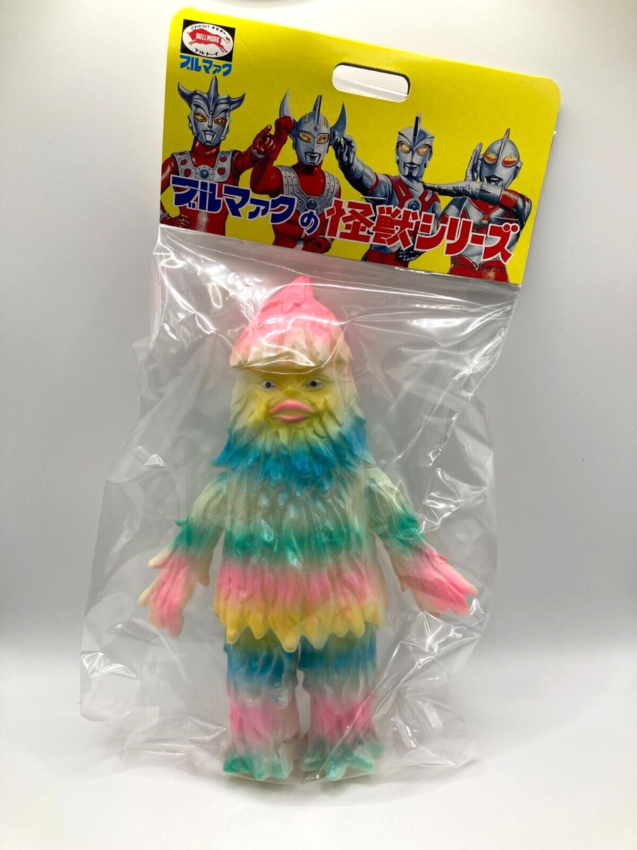 Bullmark Zazahn Soft Vinyl Figure Return of Ultraman