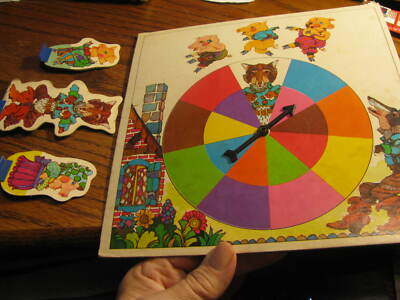 1971 3 Little Pigs Game Replacement Spinner & 2 Pigs plus Wolf    Flat# AN