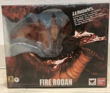 S.H. Monster Arts Godzilla Fire Rodan Figure Bandai Kaiju 2012