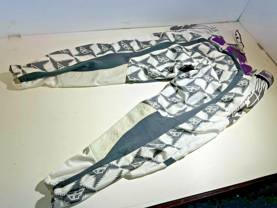 Nuevos pantalones de motocross para niñas Fly Racing cinéticos en la bota carreras  Foto 2 de 4