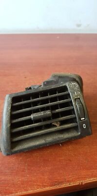 Grille D'aération Gauche Pour BMW Série 3 E46 - Référence 8361897, Occasion, Pièce D'origine