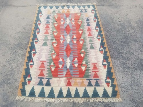 Fine Vintage Traditional Hand Made Turkish Wool Multicolor Kilim 168x110cm