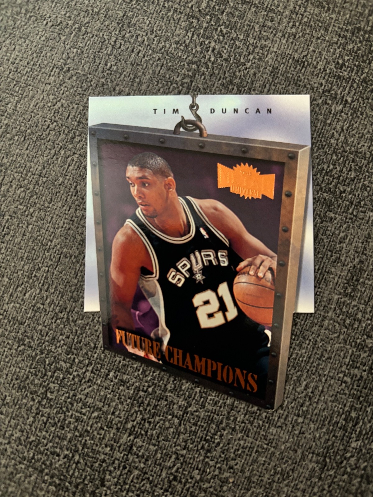 Tim Duncan 1997-98 Skybox Metal Universe Future Champions RC #1 FC  ROOKIE Card
