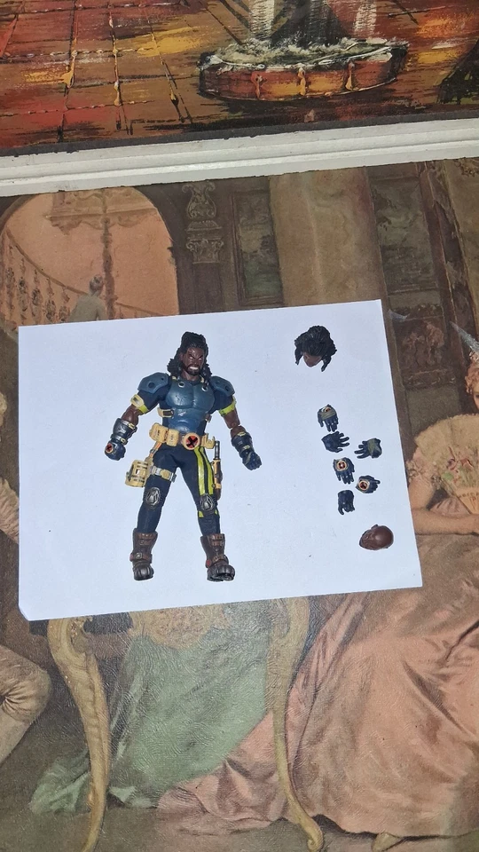 Mezco Бишоп Сломанная Рука Клееная Б/у В остальном Хорошее Состояние товара: Все Руки И Головы - Изображение 2 из 4