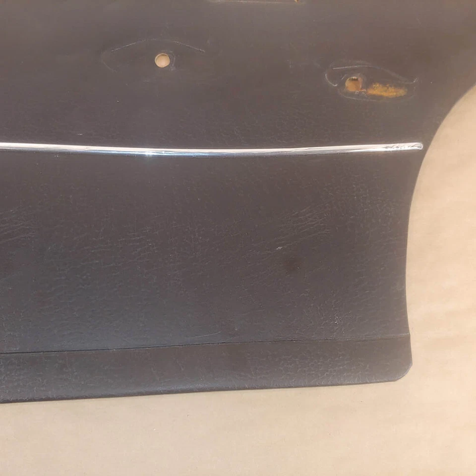 梅赛德斯奔驰 W108 280SE 原装右右手后门板黑色原始设备制造商 — 第 4/4 张图片