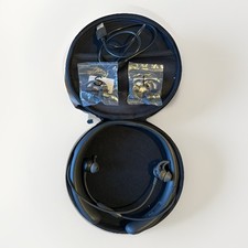 Bose QuietControl 30 Wireless Headphones Neckband Black with Case