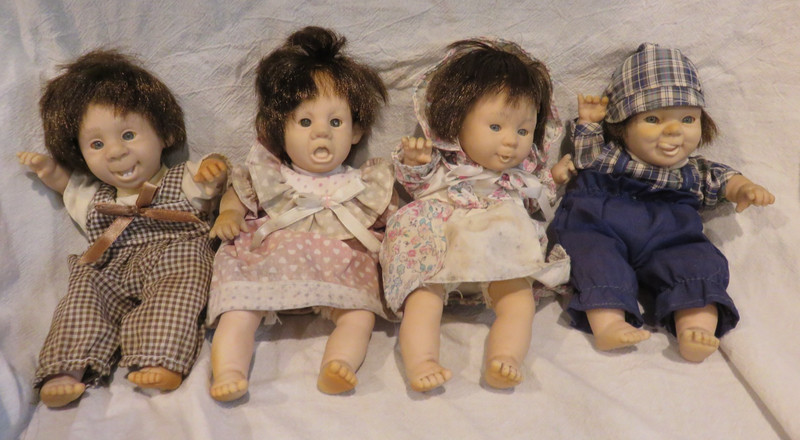 4 GiGo Expressions Baby Dolls Cloth Bean Body Vinyl Head Hands Legs 7” Boy Girl