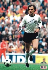 FRANZ BECKENBAUER SIGNED 12X8 FOOTBALL LEGEND PHOTO (ACG CERT AG17840)
