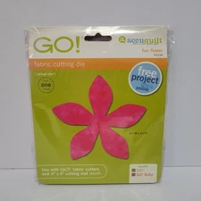 Accuquilt GO Fabric Cutting Die Fun Flower #55334