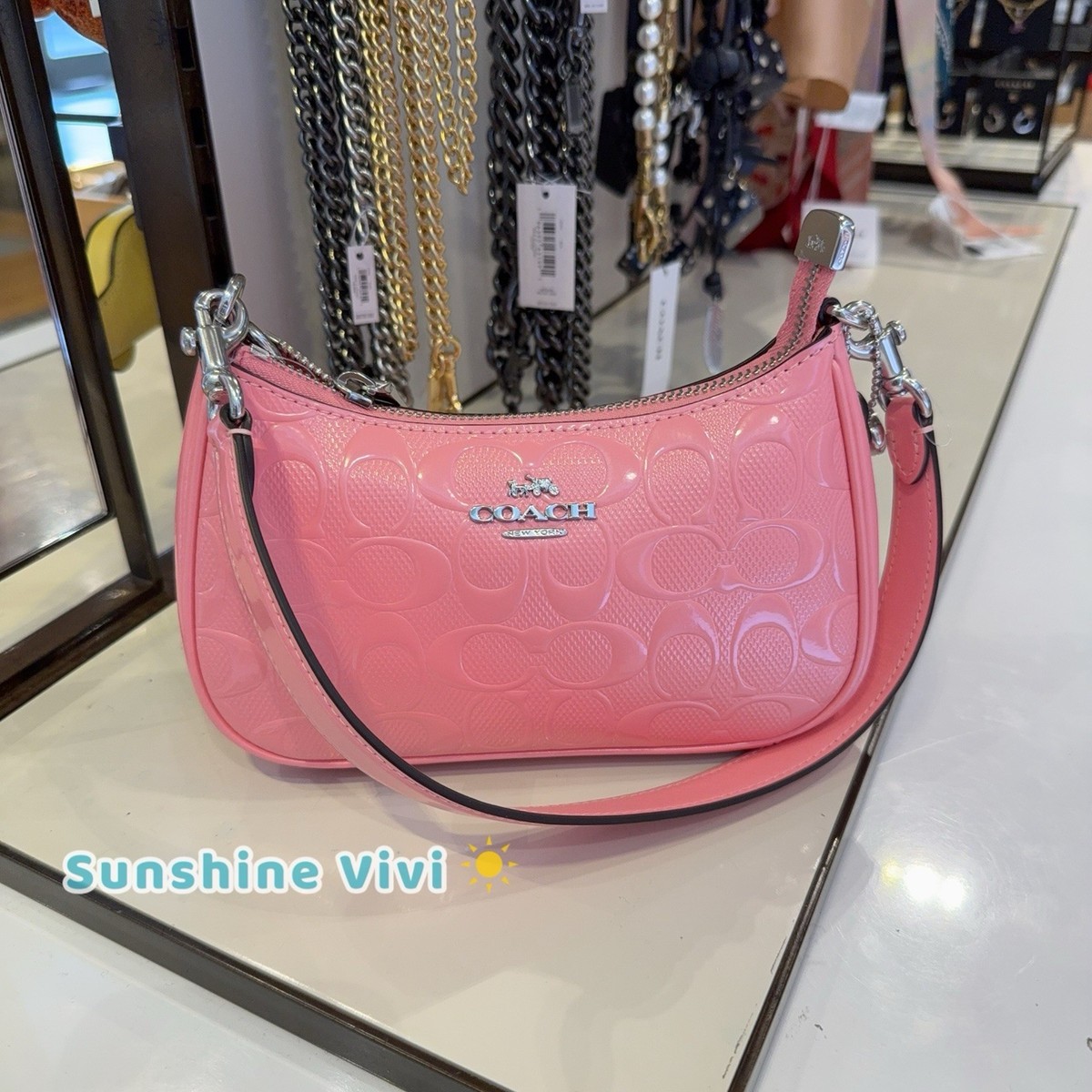 NWT Coach Teri Mini Crossbody Bag with Signature Leather Heart
