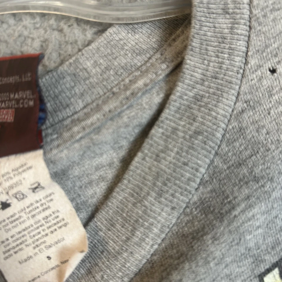 Vintage Spider Movie 2002 Long Sleeve Shirt Youth Size Small MARVEL TAG - Image 3 of 4