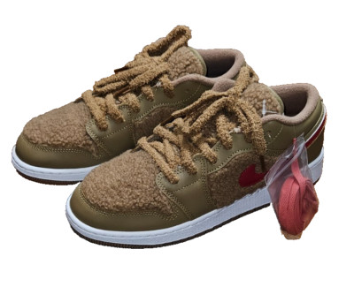 Nike AJ 1 Low UTL (GS) 'Teddy Bear'-Dark Driftwood/Pink Salt/Gym Red/Racer Blue