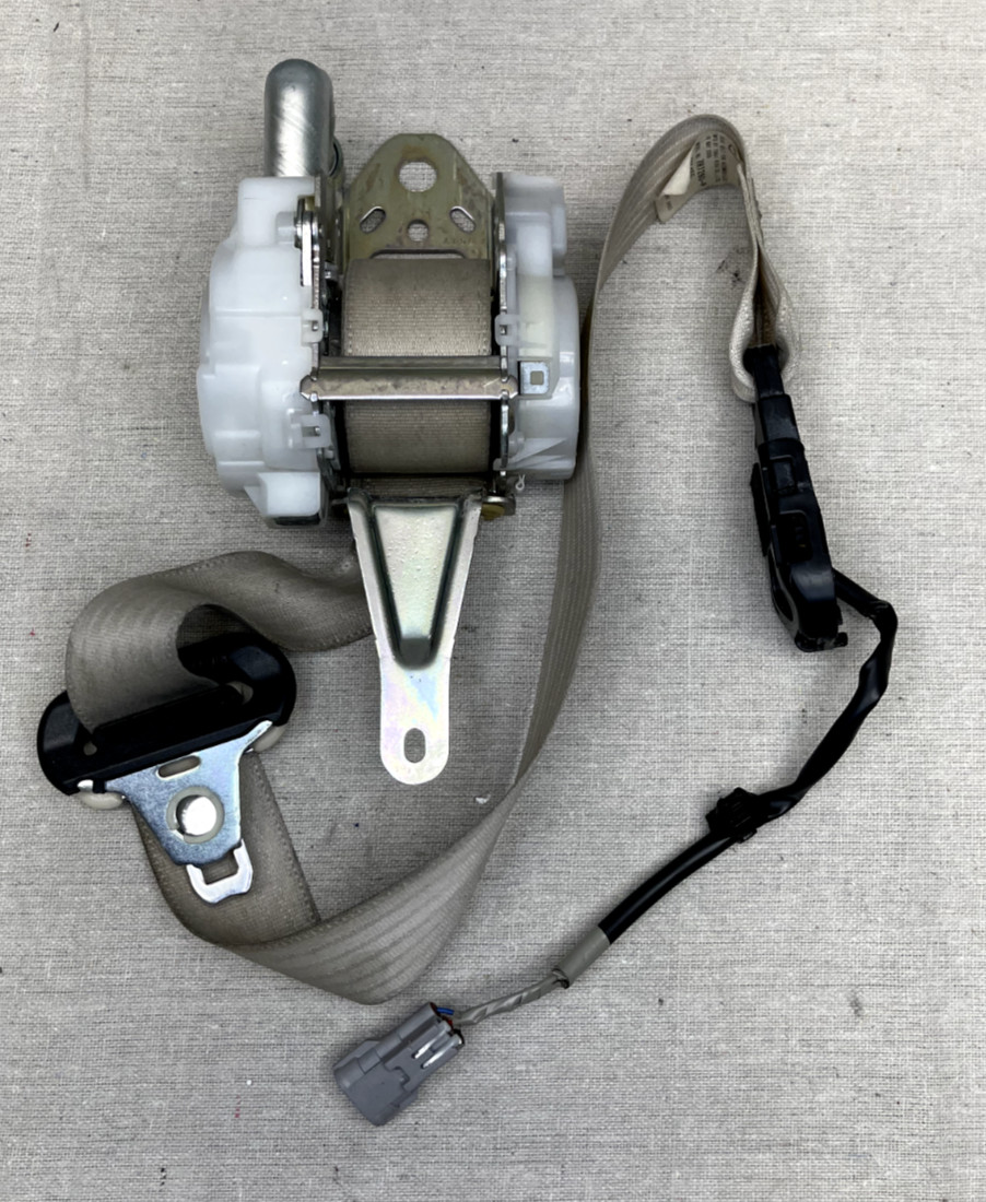 10-15 LEXUS IS250C IS350C ISC FRONT RIGHT PASSENGER SEAT BELT OEM 73210-53290