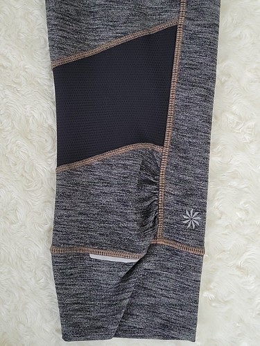 Athleta Women's Heather Gray Capri Leggings Crop Mesh Zipped Pocket | Size XS - Picture 9 of 15