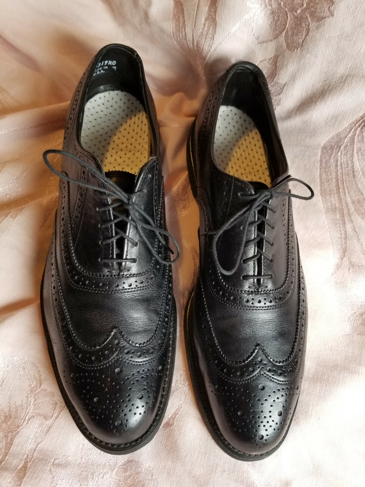 USA Leather Black Wingtip Shoes 