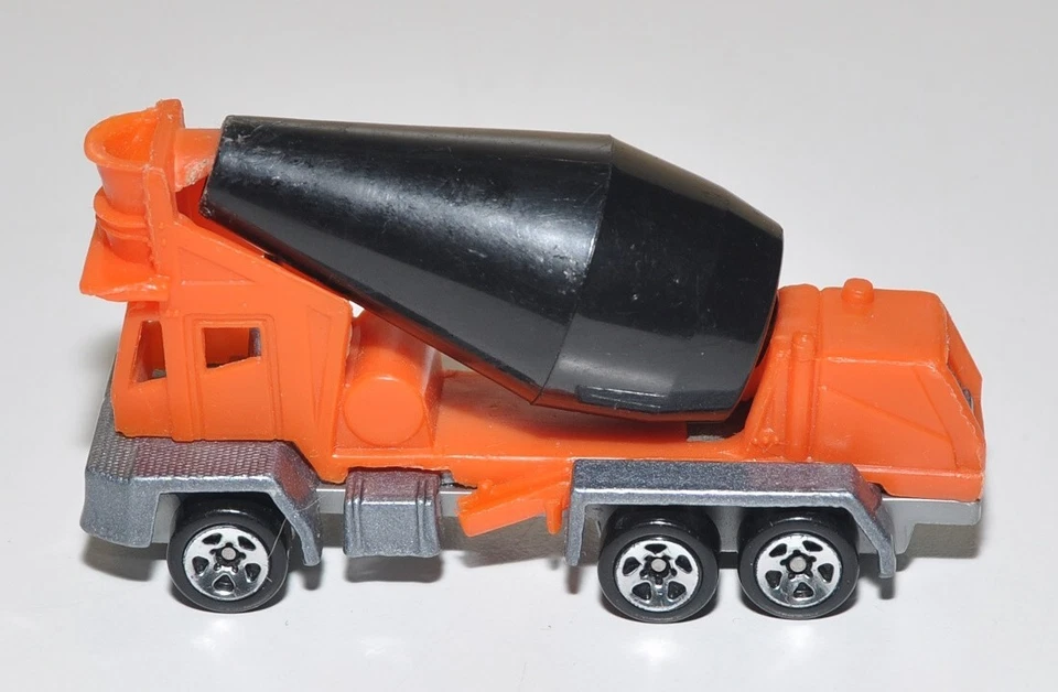 Hot Wheels Betoniera Oshkosh Cement Mixer 17460 Road Repair 5-pack arancio 1997 - Immagine 2 di 4