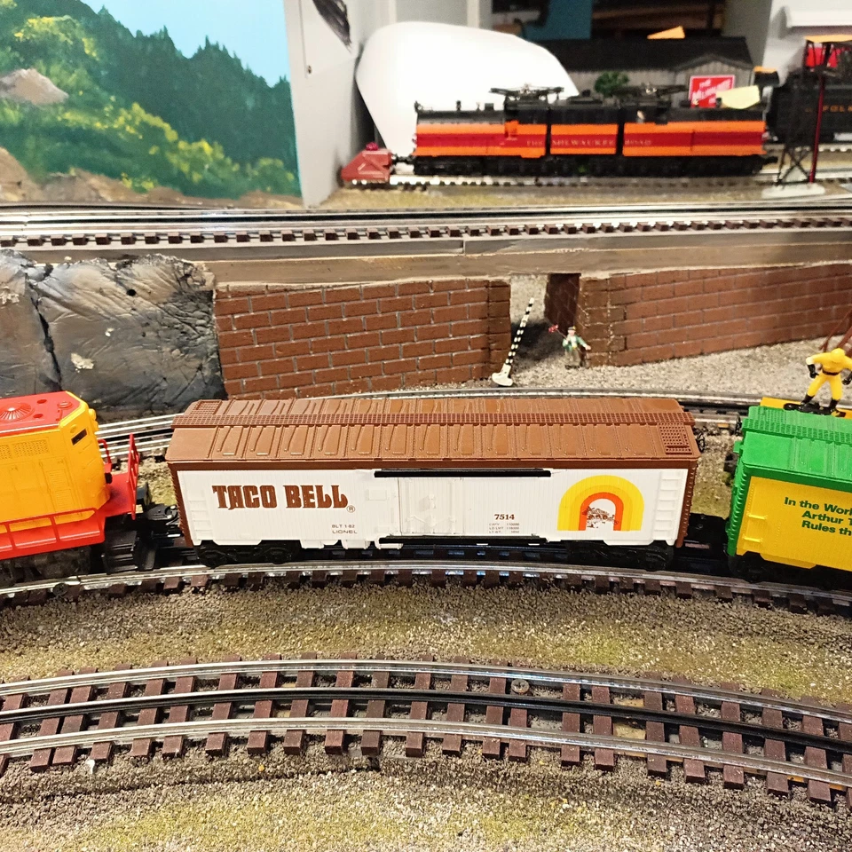 Juego de 7 coches Lionel Burger King 6-8160 GP-20 diésel plus. Coche Plus Extra KFC. Foto 2 de 4