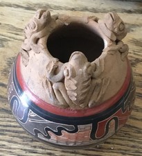 Handmade Red Clay Pottery Vase w 3D Frogs Costa Rica Artist Signed￼￼ 5 Inches ￼